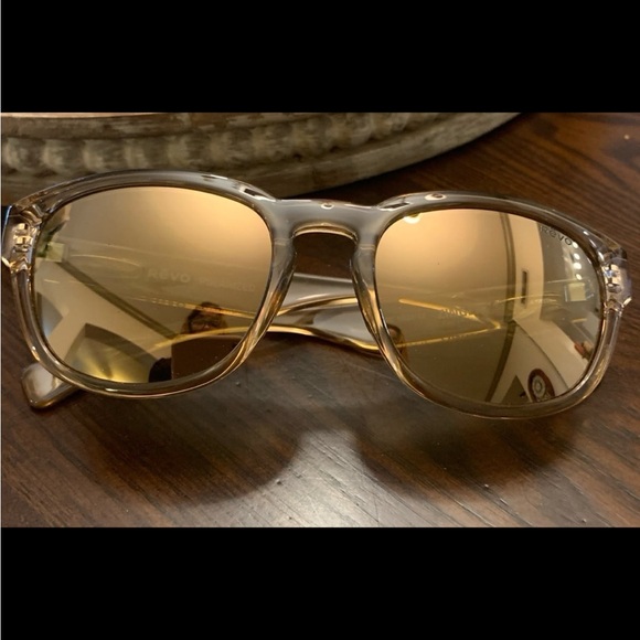 Revo Zinger Polarized Sunglasses Crystal Sand Champagne - Picture 2 of 10